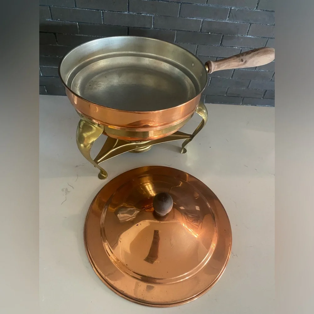 Copper and Brass Chafing Dish with Wooden Handle Made in Italy 9” Pan